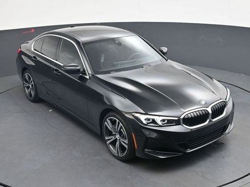 Used 2024 BMW 330i Sedan w/ Convenience Package RWD image 18