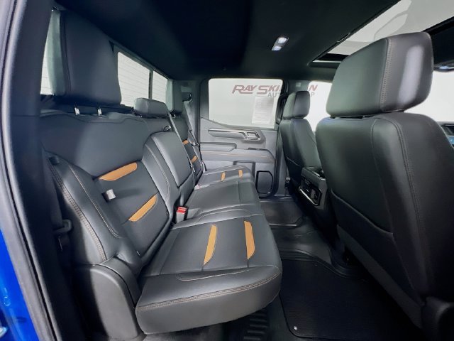 Used 2023 GMC Sierra 1500 AT4 w/ AT4 Premium Package AWD/4WD image 42