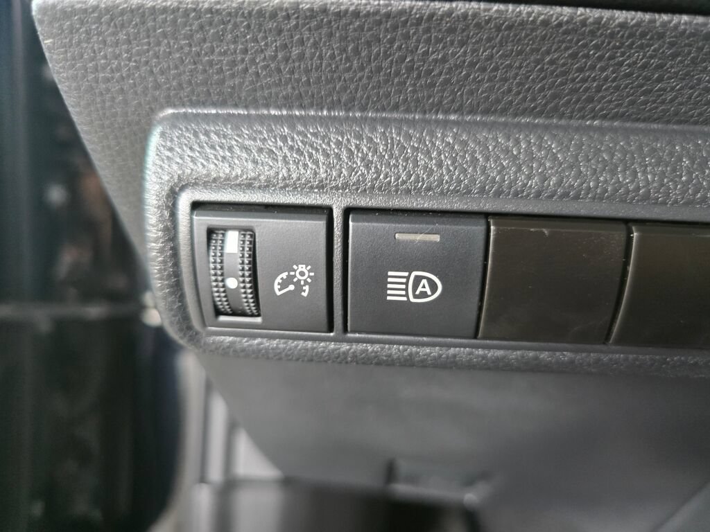 Used 2024 Toyota Corolla XSE FWD image 27