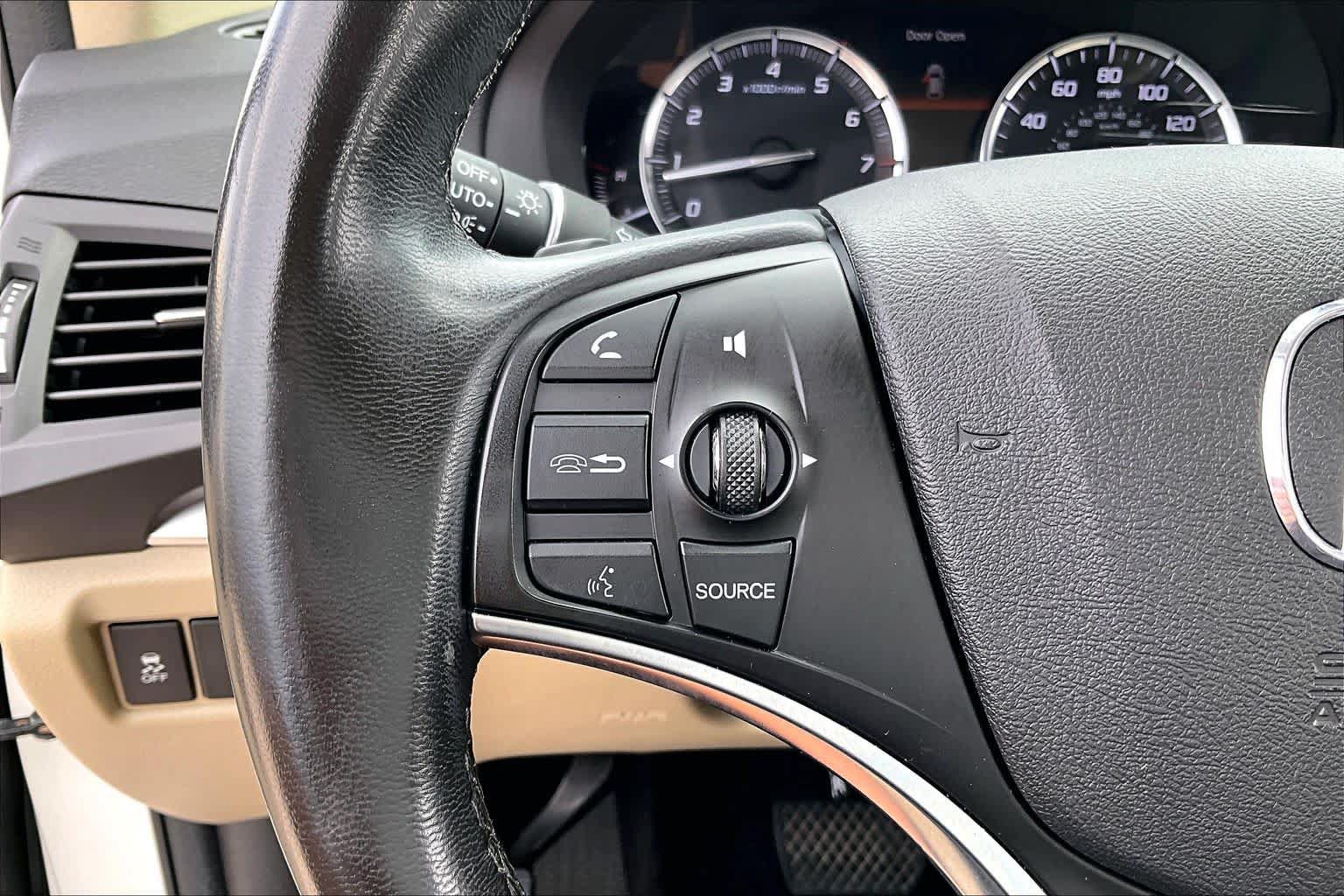 Used 2015 Acura MDX FWD image 21