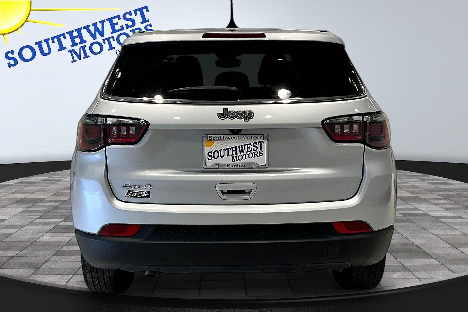 Used 2024 Jeep Compass Sport AWD/4WD image 6