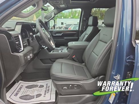 New 2026 GMC Sierra 2500 Denali w/ Denali Reserve Package image 14