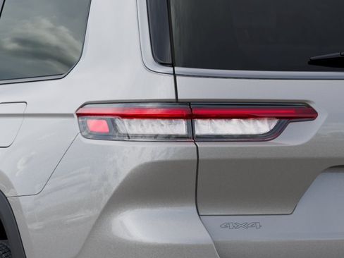 New 2026 Jeep Grand Cherokee L Limited AWD/4WD image 35