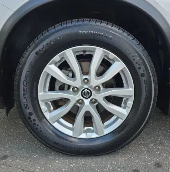 Used 2020 Nissan Rogue SV FWD image 50