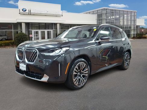 Used 2025 BMW X3 xDrive30i w/ Premium Package AWD/4WD image 1