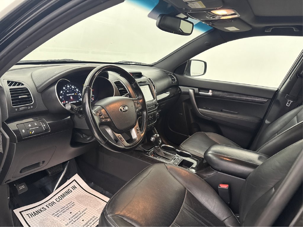 Used 2014 Kia Sorento SX w/ 3rd Row Package AWD/4WD image 26