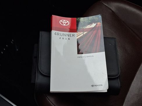 Used 2016 Toyota 4Runner Limited image 29