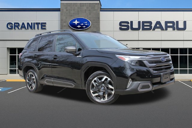 Used 2025 Subaru Forester Limited AWD/4WD image 4
