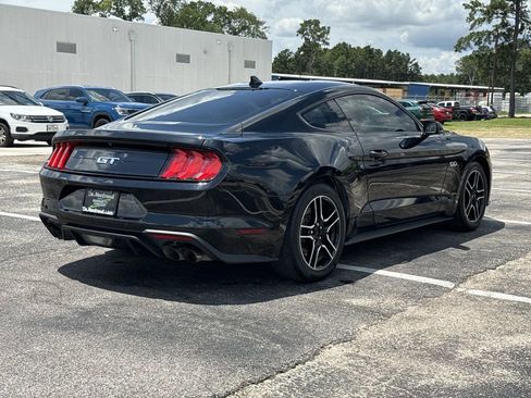 Used 2021 Ford Mustang GT Premium w/ Equipment Group 401A RWD image 5