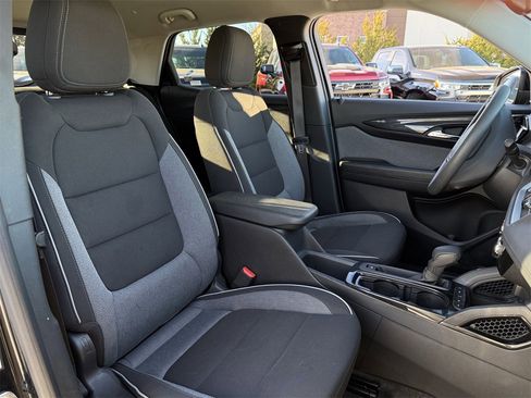 Certified 2025 Chevrolet TrailBlazer LT image 21