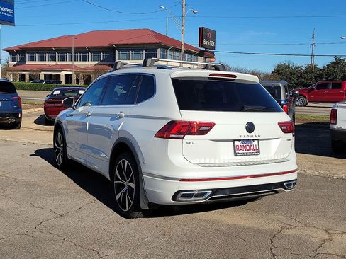 Used 2024 Volkswagen Tiguan SEL R-Line w/ MDO Package, Two-Row image 4