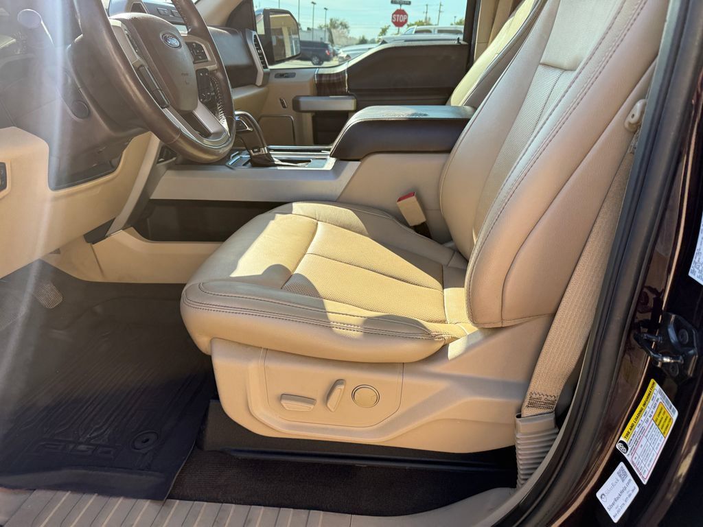 Used 2019 Ford F150 Lariat w/ Equipment Group 502A Luxury AWD/4WD image 25
