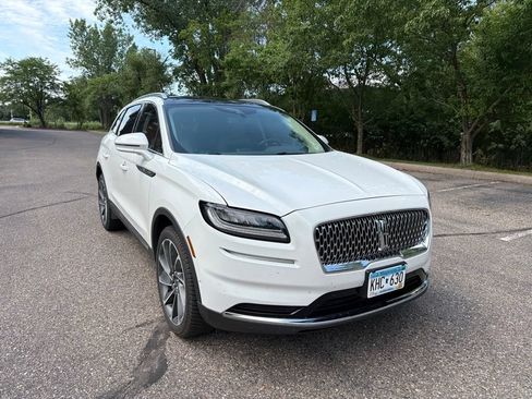 Used 2022 Lincoln Nautilus Reserve w/ Equipment Group 201A AWD/4WD image 31