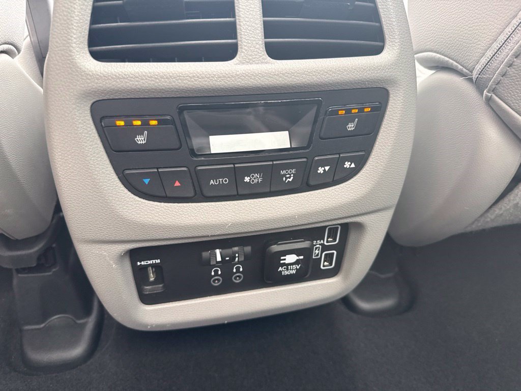 Used 2021 Honda Pilot Elite image 9