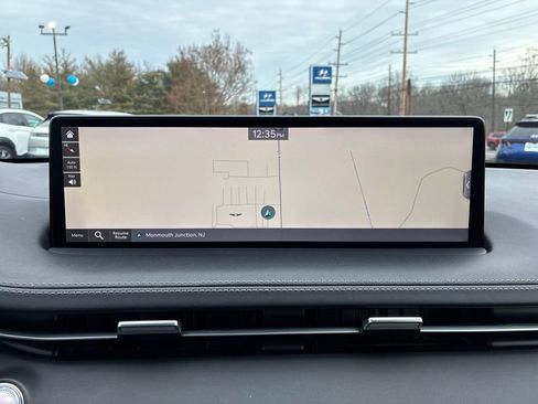 Used 2023 Genesis GV70 2.5T w/ Sport Prestige Package image 33