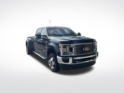 Used 2022 Ford F350 Lariat w/ Lariat Ultimate Package AWD/4WD image 2
