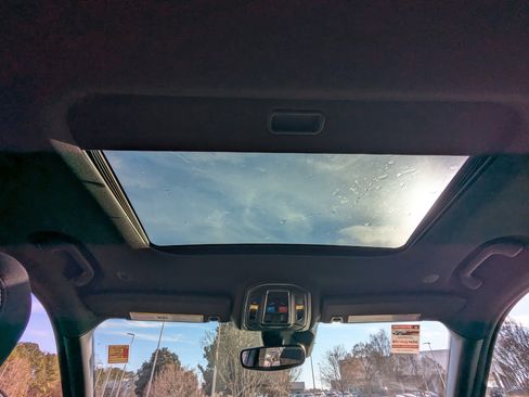 Used 2024 Jeep Grand Cherokee L Laredo w/ Trailer Tow Package image 13