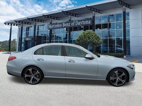 Used 2025 Mercedes-Benz C 300 Sedan image 3
