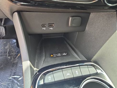 Certified 2024 Buick Encore GX Sport Touring w/ Advanced Technology Package FWD image 21