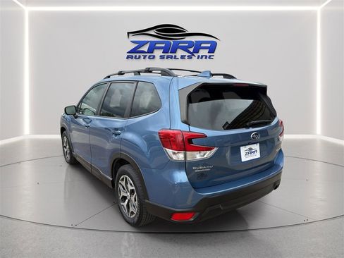 Used 2021 Subaru Forester Premium AWD/4WD image 5