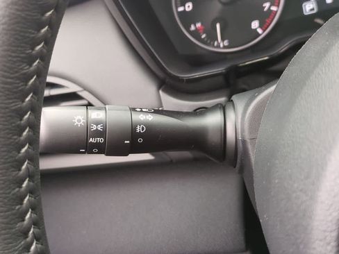 Used 2025 Subaru Legacy Premium AWD/4WD image 25