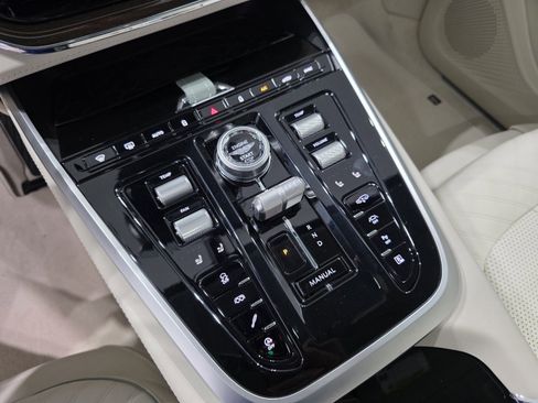 New 2026 Aston Martin DBX 707 image 15