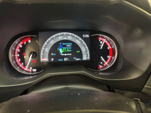 Used 2025 Toyota RAV4 XLE Premium w/ Weather Package AWD/4WD image 11