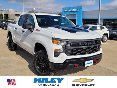New 2026 Chevrolet Silverado 1500 Custom Trail Boss AWD/4WD image 1