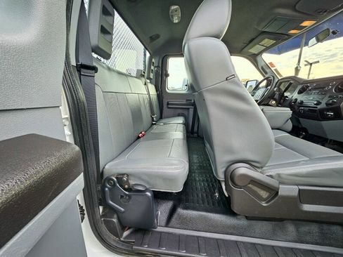 Used 2016 Ford F350 XL w/ Snow Plow Prep Package image 14