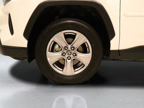 Used 2024 Toyota RAV4 LE image 7