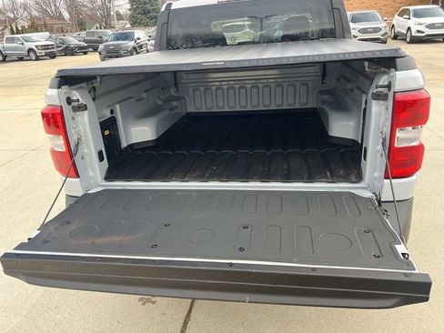 Certified 2025 Ford Maverick XLT w/ XLT Luxury Package image 11