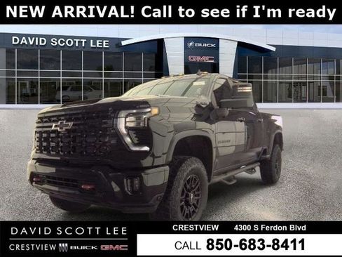 Used 2024 Chevrolet Silverado 2500 ZR2 w/ Technology Package AWD/4WD image 1