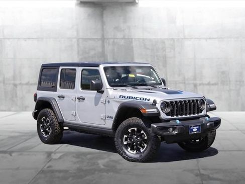Used 2024 Jeep Wrangler Unlimited Rubicon 4xe AWD/4WD image 2