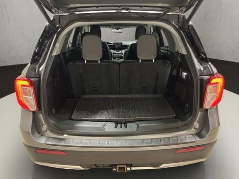 Certified 2021 Ford Explorer XLT w/ Equipment Group 202A AWD/4WD image 23