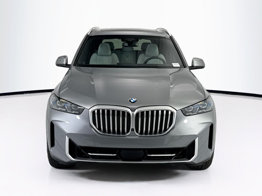Certified 2025 BMW X5 xDrive40i AWD/4WD image 2