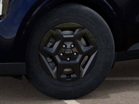 New 2026 Kia Carnival LX image 9