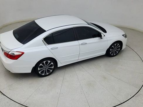 Used 2015 Honda Accord Sport image 78