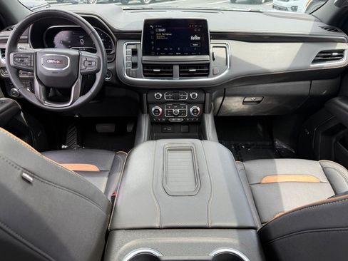 Used 2024 GMC Yukon AT4 AWD/4WD image 16
