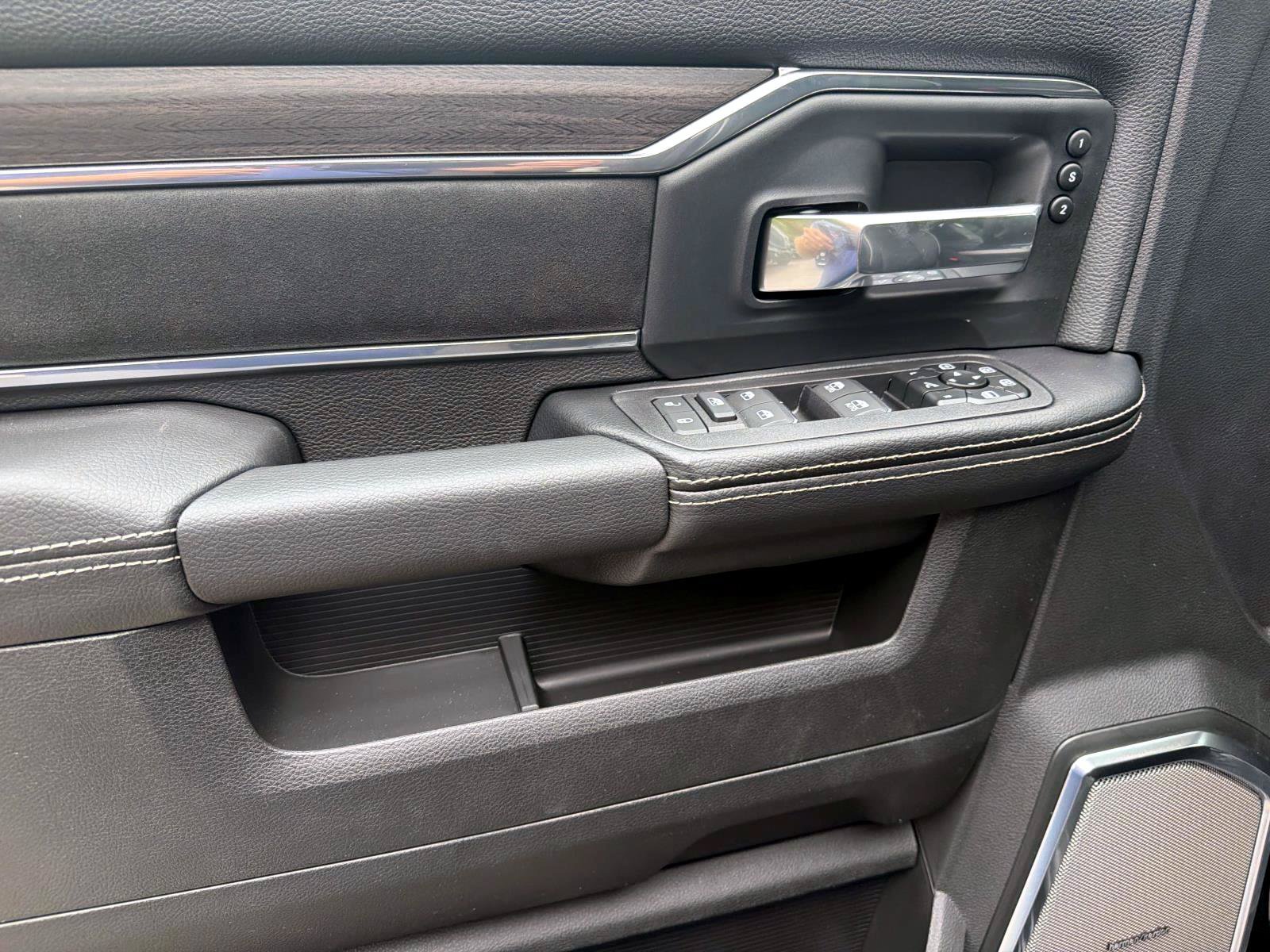 New 2027 RAM 2500 Laramie AWD/4WD image 10
