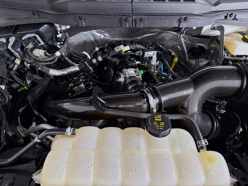 Used 2024 Ford F150 XLT w/ Equipment Group 302A MID AWD/4WD image 33