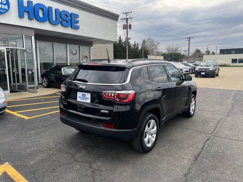 Used 2018 Jeep Compass Latitude w/ Popular Equipment Group image 10
