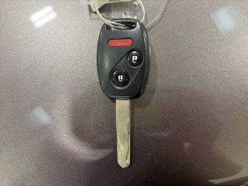 Used 2011 Honda CR-V EX image 25