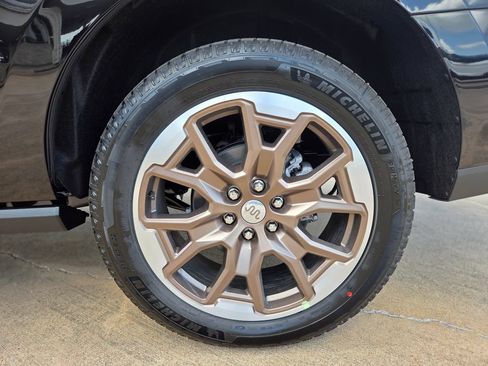 New 2027 Ford Expedition King Ranch RWD image 39