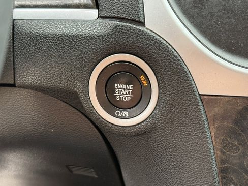 Used 2023 Chrysler 300 Touring L w/ Comfort Group image 23