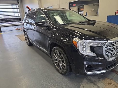 Used 2024 GMC Terrain Denali w/ Black Diamond Edition AWD/4WD image 1