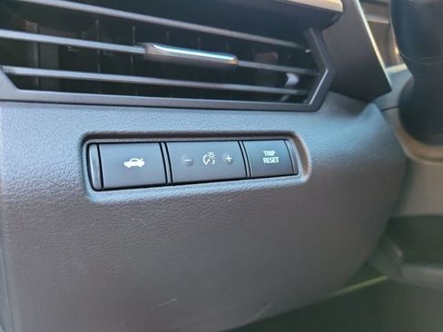 Used 2025 Nissan Altima 2.5 SR FWD image 31