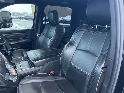 Used 2019 RAM 3500 Limited w/ Max Tow Package image 6