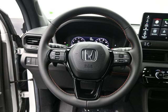 New 2026 Honda Pilot Sport image 6