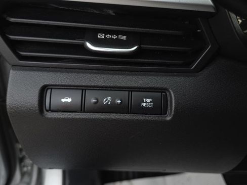 Used 2023 Nissan Altima 2.5 SV image 17