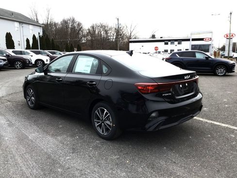 Certified 2023 Kia Forte LXS image 6